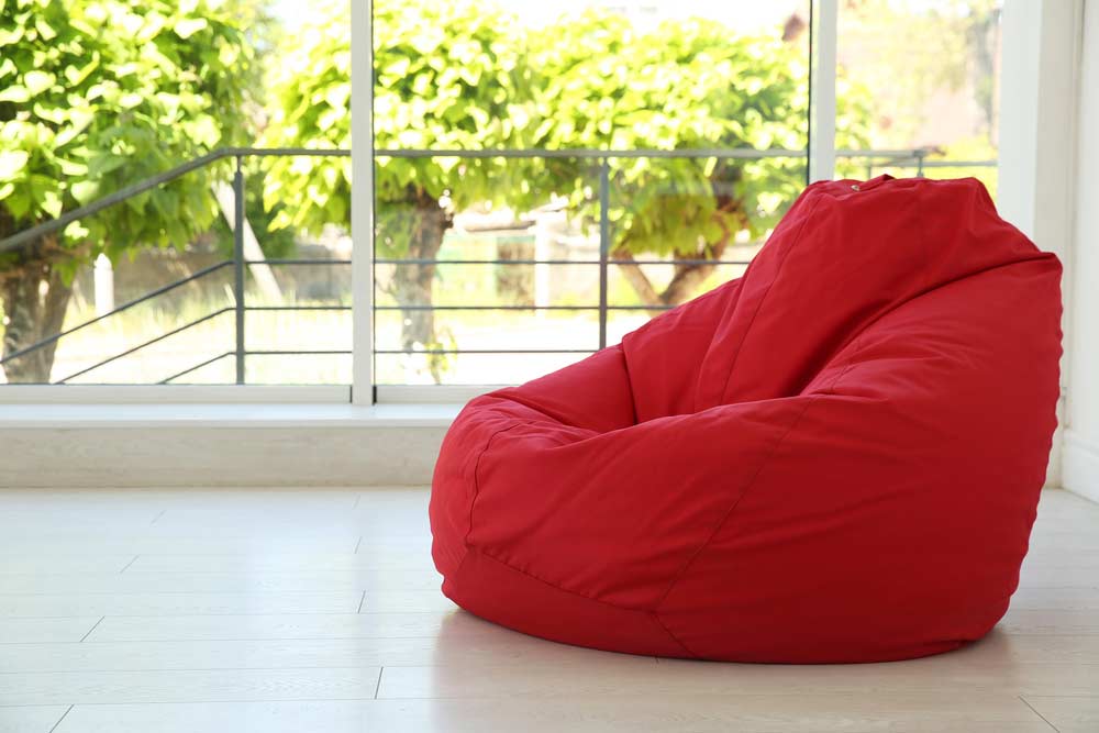 Sitzsack mit Lehne Sitzsack mit Lehne (depositphotos.com)